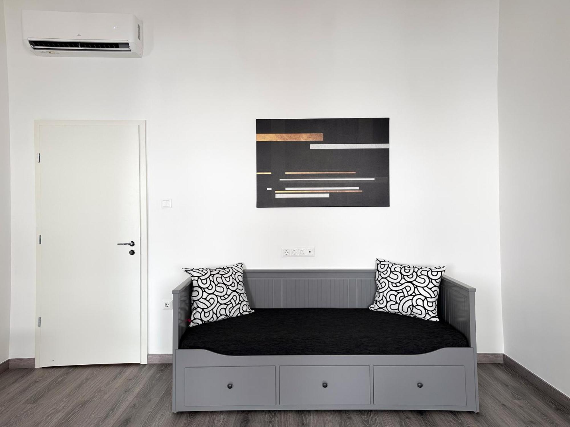 R&R Central Apartment Будапеща Екстериор снимка