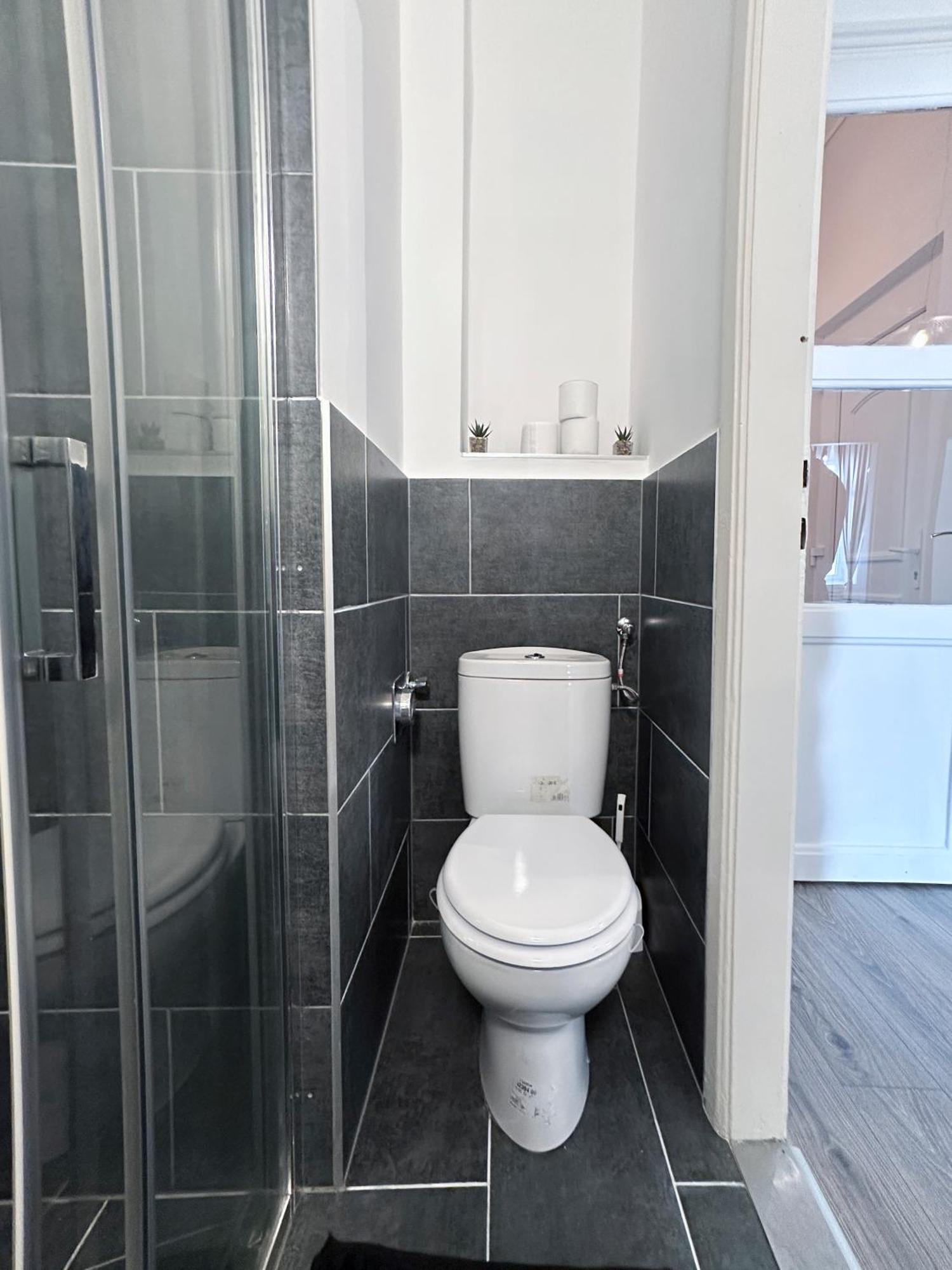R&R Central Apartment Будапеща Екстериор снимка