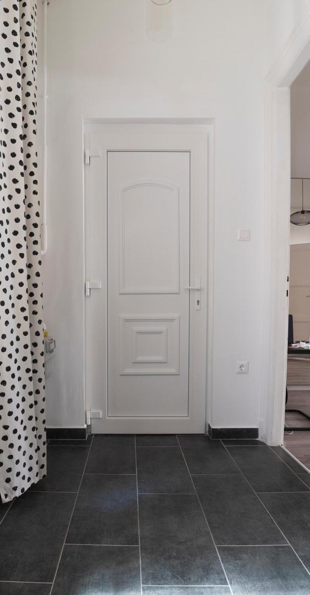 R&R Central Apartment Будапеща Екстериор снимка